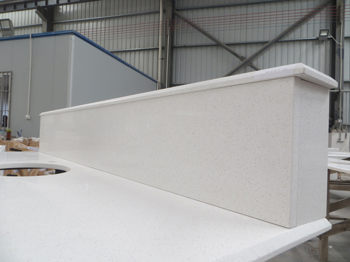 White Quartz Surface Hotel Vanity Tops Supplier