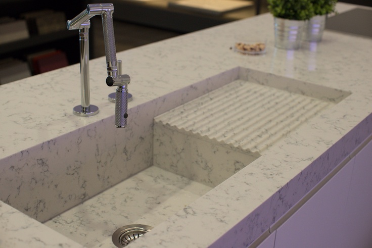 Make Quartz Countertop An Excellent Choice For The Bathroom